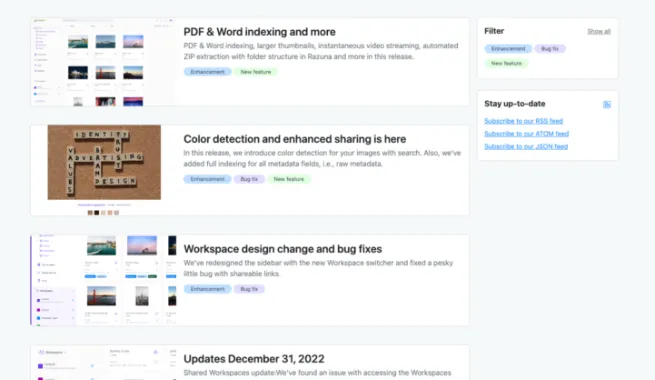 Update your customers with announcements in your knowledge base and live chat widget with Helpmonks